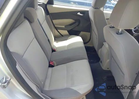 2014 Ford Focus Se из США, поврежденный, VIN 1FADP3K2XEL404562
